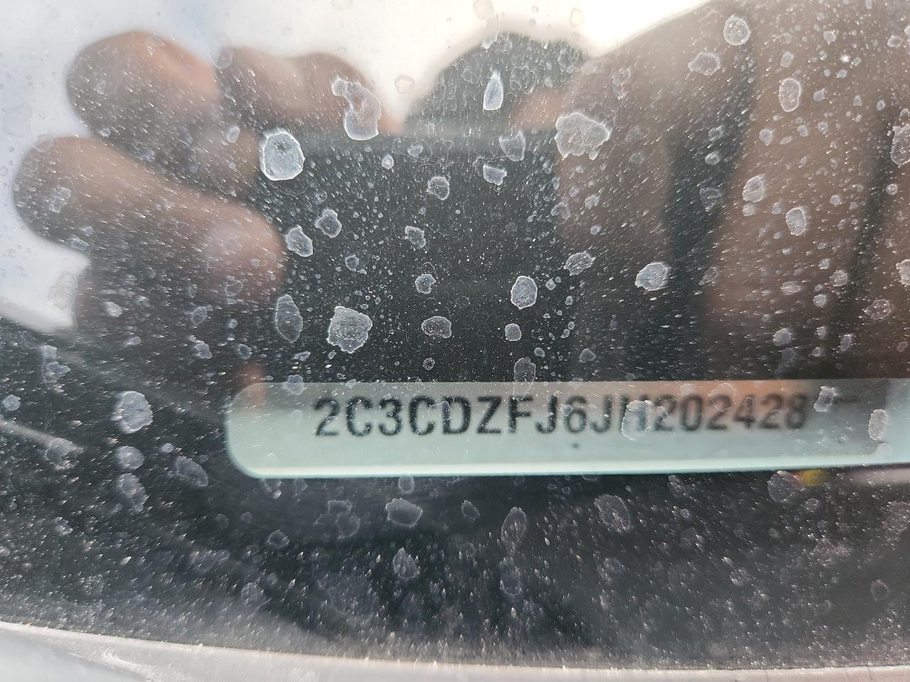 2018 Dodge Challenger R/T - zdjęcie 12