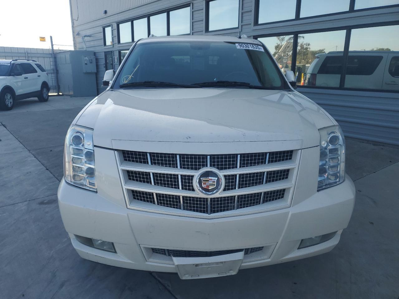 2013 Cadillac Escalade - zdjęcie 5