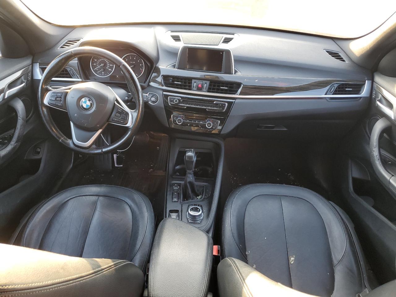 2017 BMW X1 - zdjęcie 8