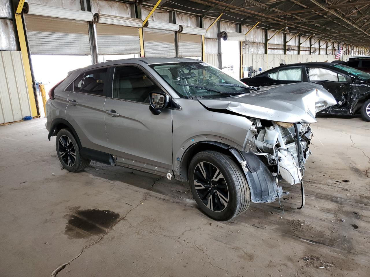 2023 Mitsubishi Eclipse Cross Se - zdjęcie 4