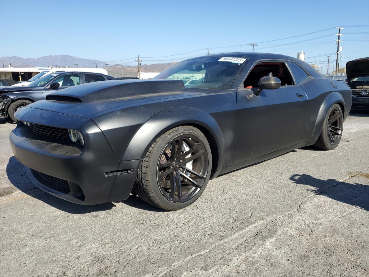 2016 Dodge Challenger - zdjęcie główne