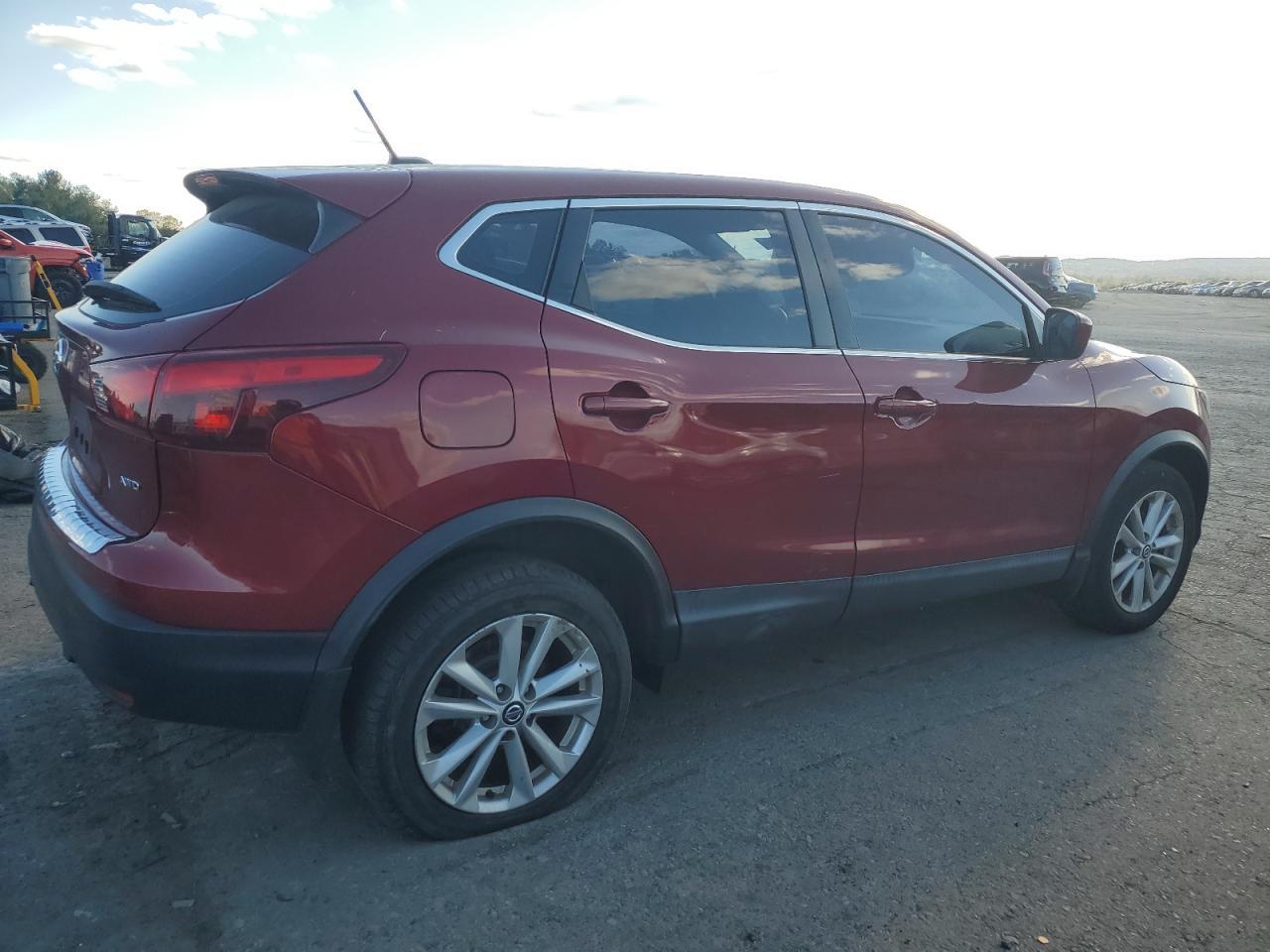 2019 Nissan Rogue - zdjęcie 3