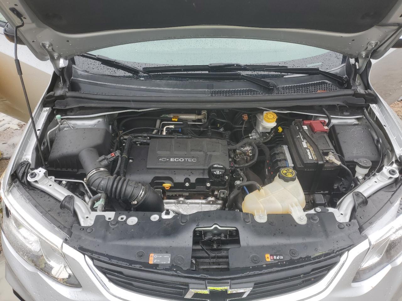 2019 Chevrolet Sonic Ls - zdjęcie 11