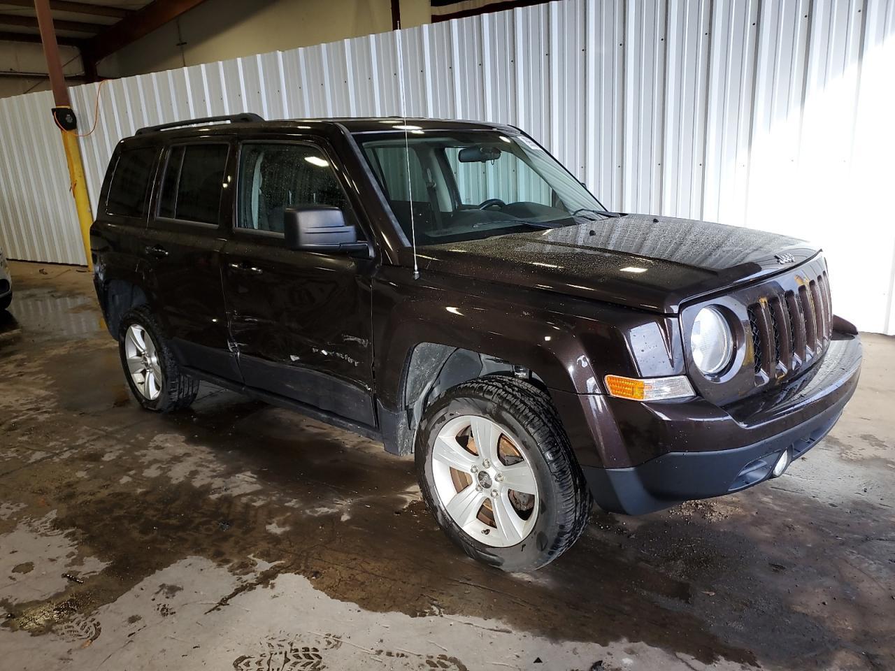 2014 Jeep Liberty (Patriot) - zdjęcie 4