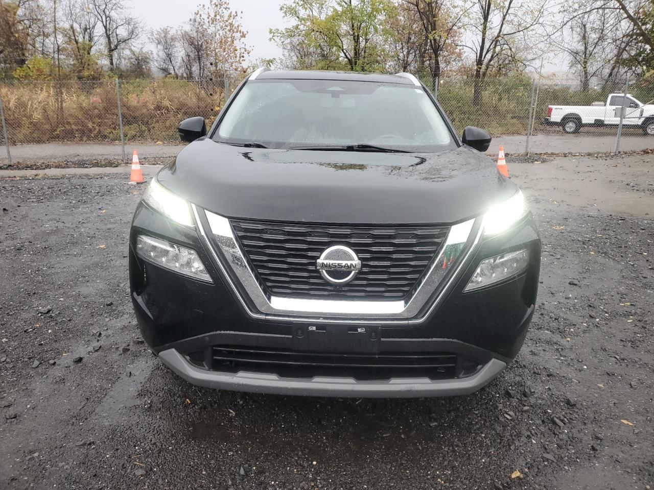 2021 Nissan Rogue - zdjęcie 5