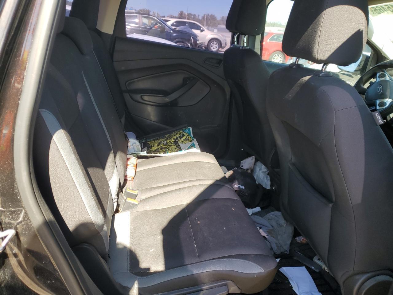 2013 Ford Escape S - zdjęcie 11