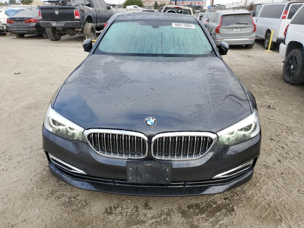 2018 BMW Seria 5 - zdjęcie 5