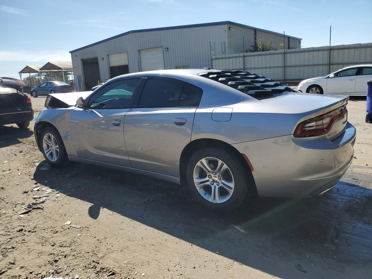 2015 Dodge Charger - zdjęcie 2