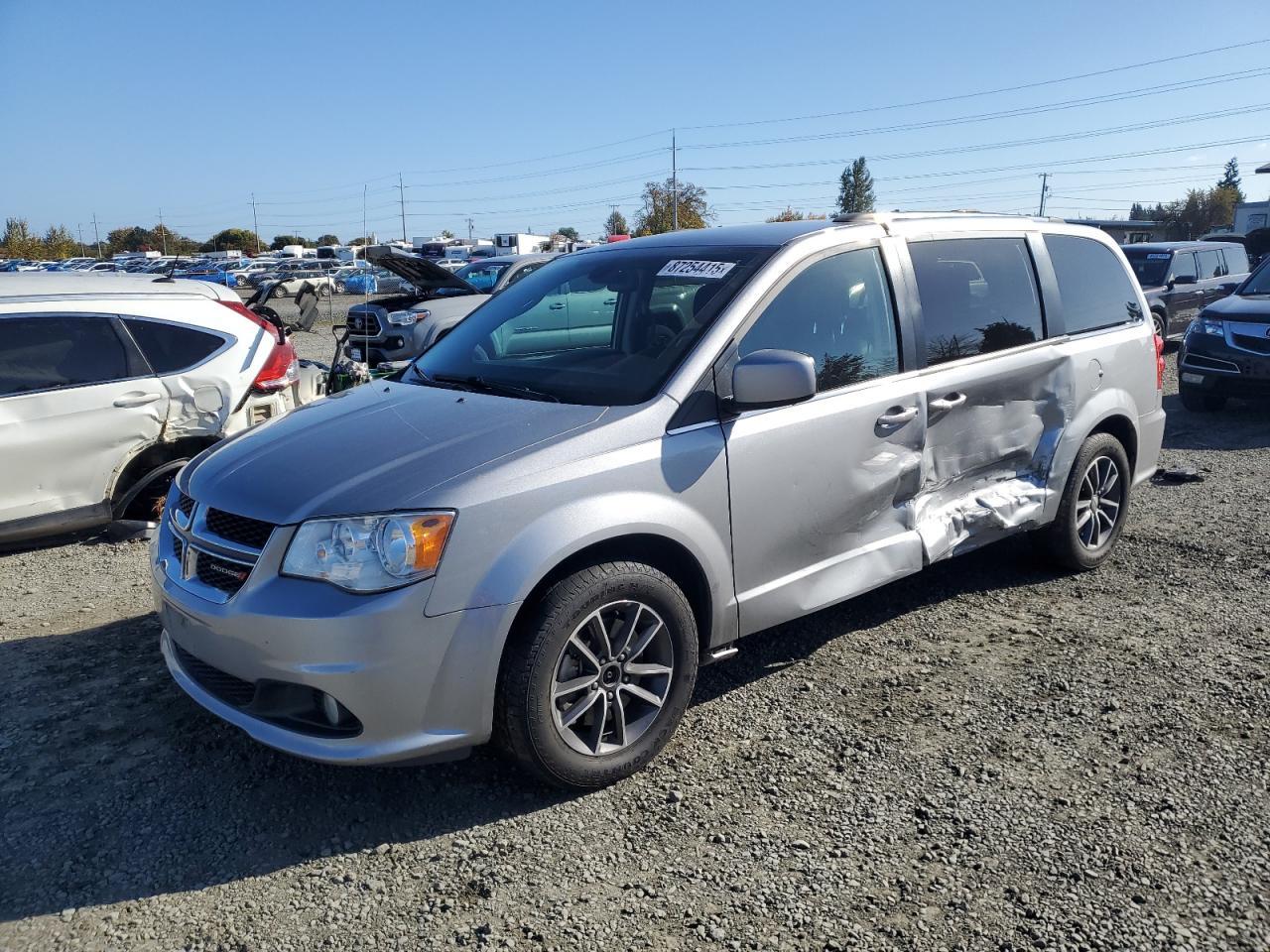2018 Dodge Grand Caravan Sxt - zdjęcie główne