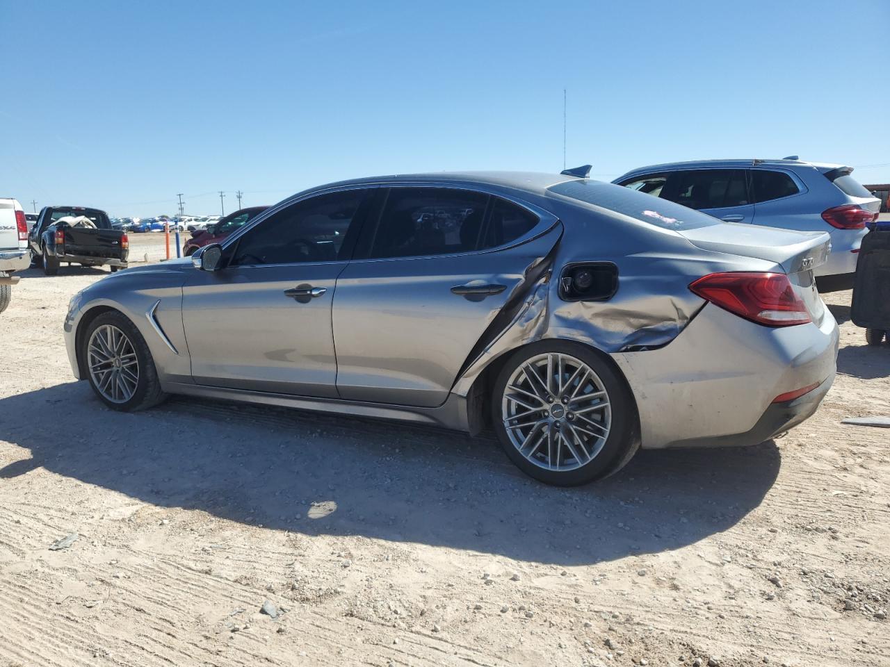 2020 Genesis G70 - zdjęcie 2
