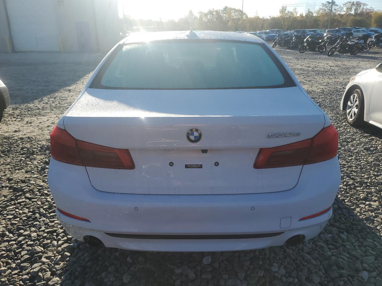 2018 BMW 530Xe - zdjęcie 6