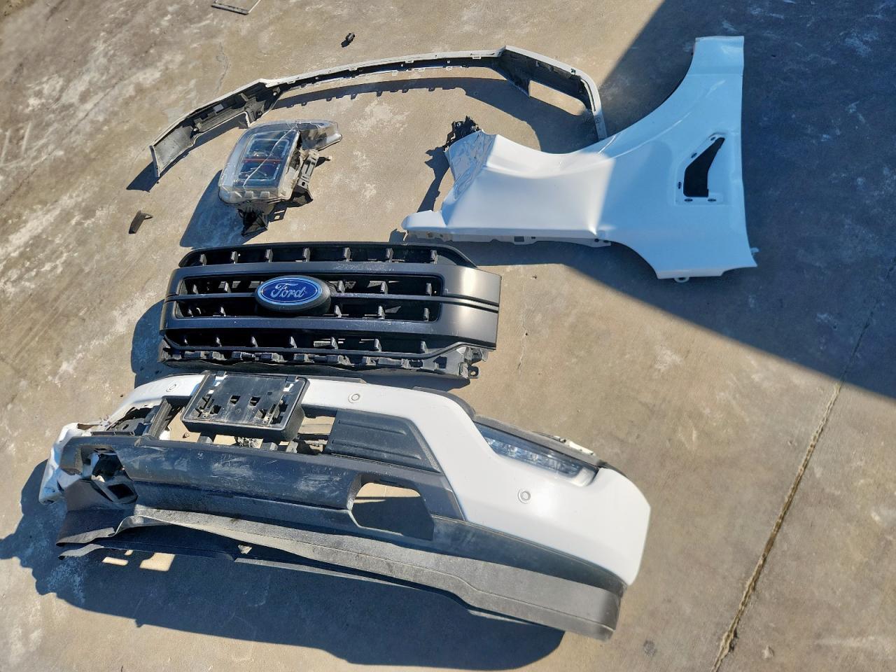 2023 Ford F150 Supercrew - zdjęcie 12