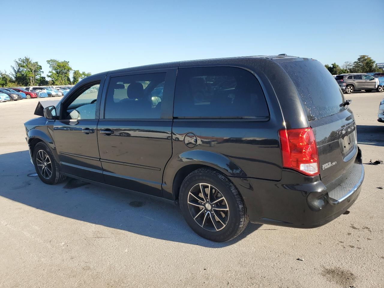 2017 Dodge Grand Caravan Gt - zdjęcie 2