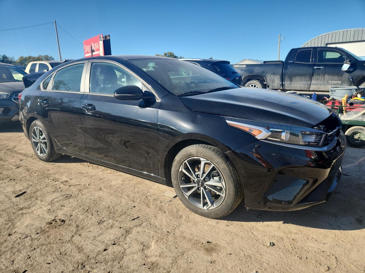 2023 Kia Forte Lx - zdjęcie 4