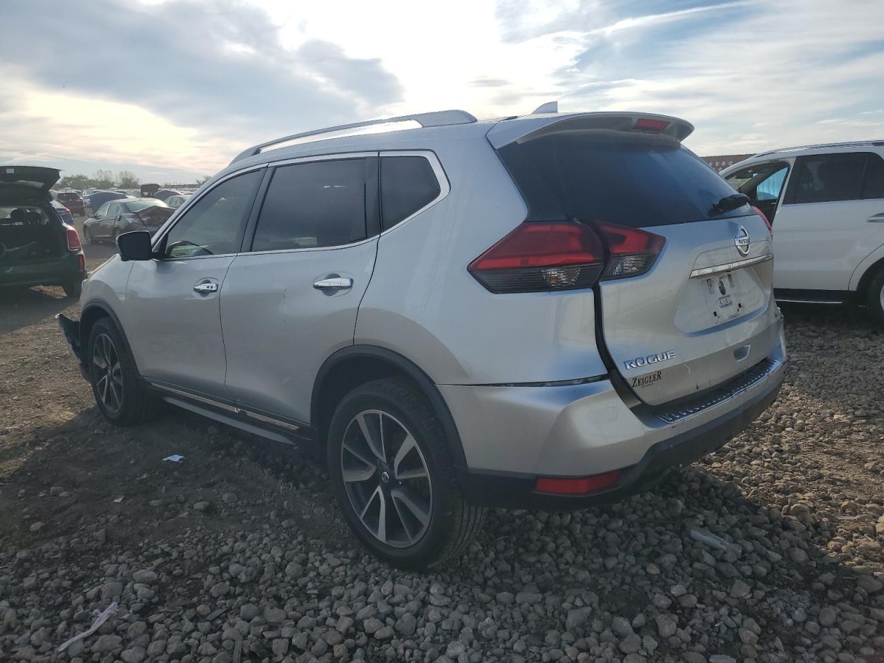 2017 Niss Rogue - zdjęcie 2
