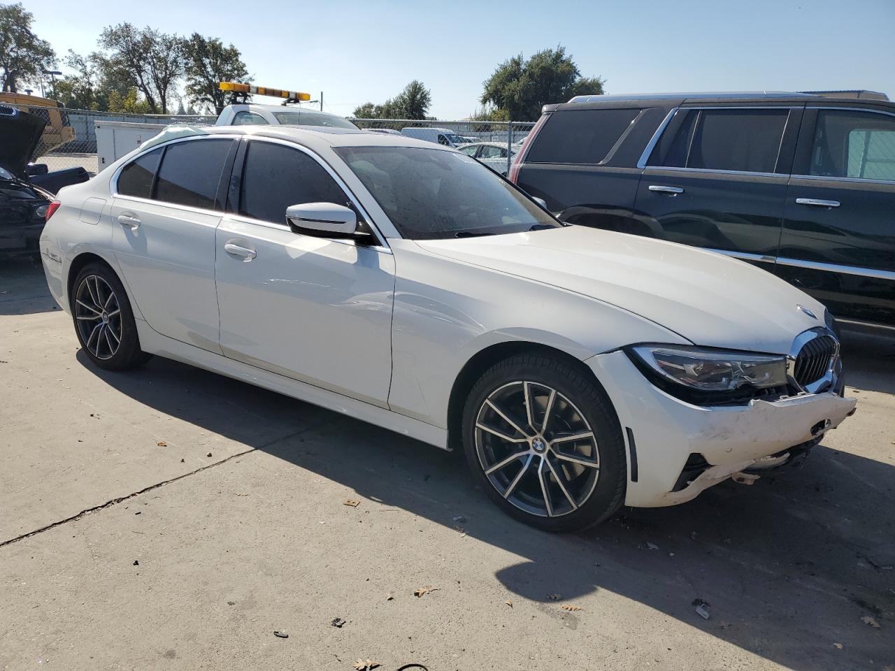 2021 BMW Seria 3 - zdjęcie 4
