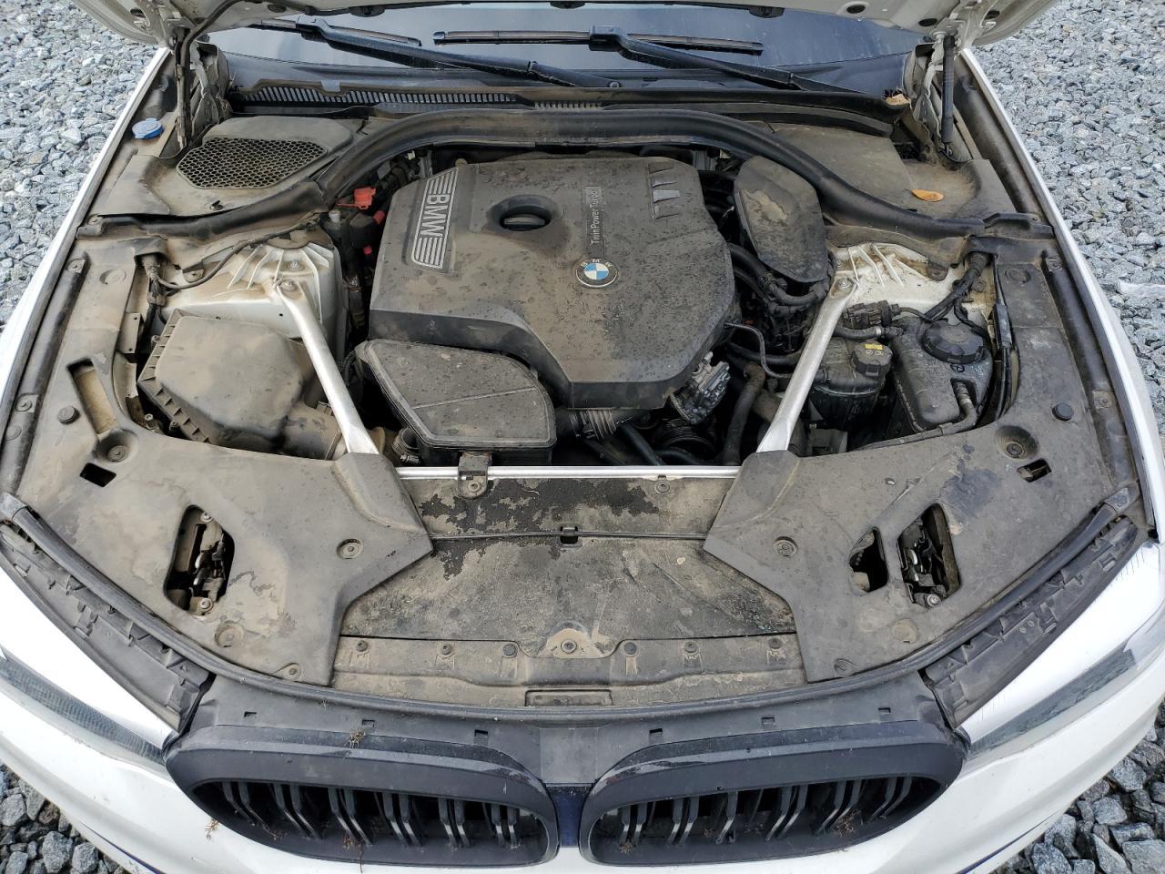 2019 BMW Seria 5 - zdjęcie 11