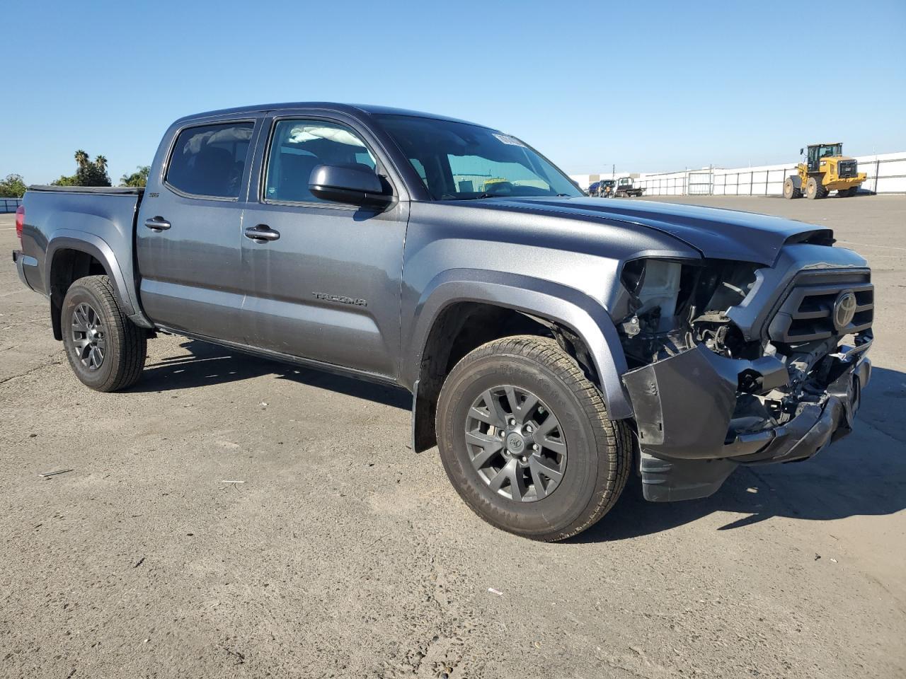 2021 Toyota Tacoma - zdjęcie 4