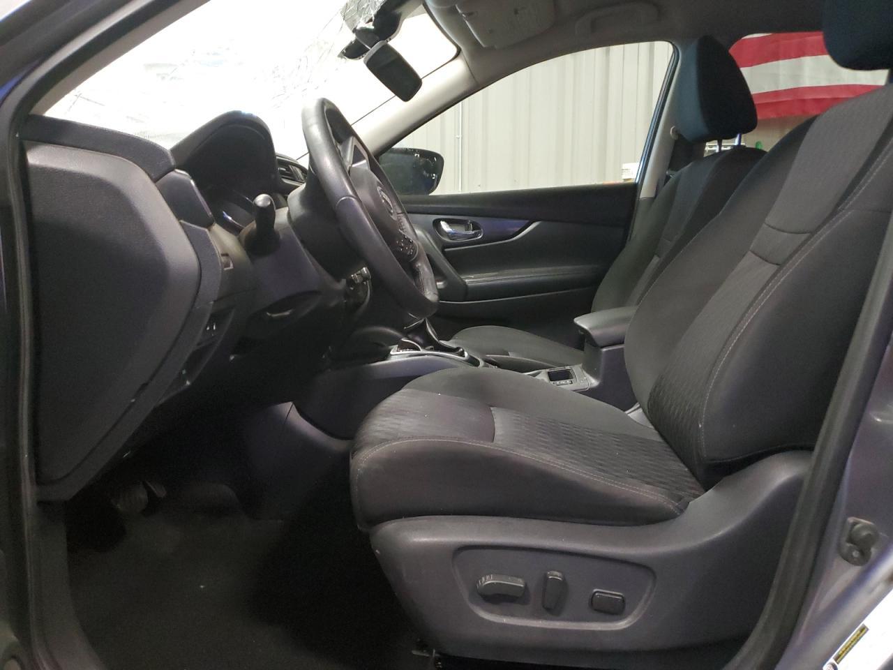 2020 Nissan Rogue S - zdjęcie 7