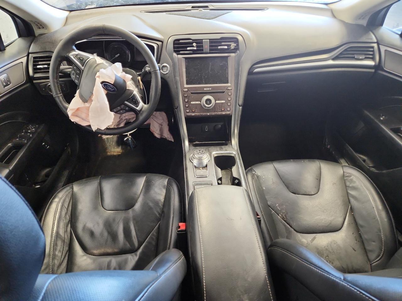 2017 Ford Fusion Titanium Phev - zdjęcie 8