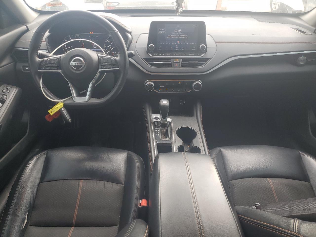 2020 Nissan Altima Sr - zdjęcie 8