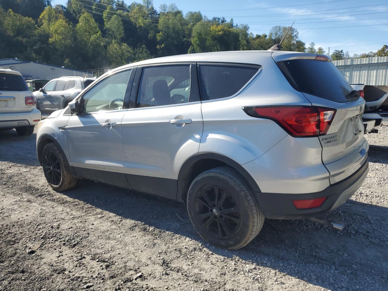 2019 Ford Escape Se - zdjęcie 2