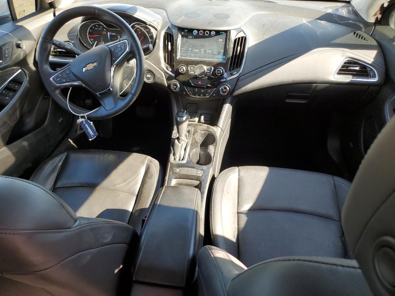 2018 Chevrolet Cruze - zdjęcie 8