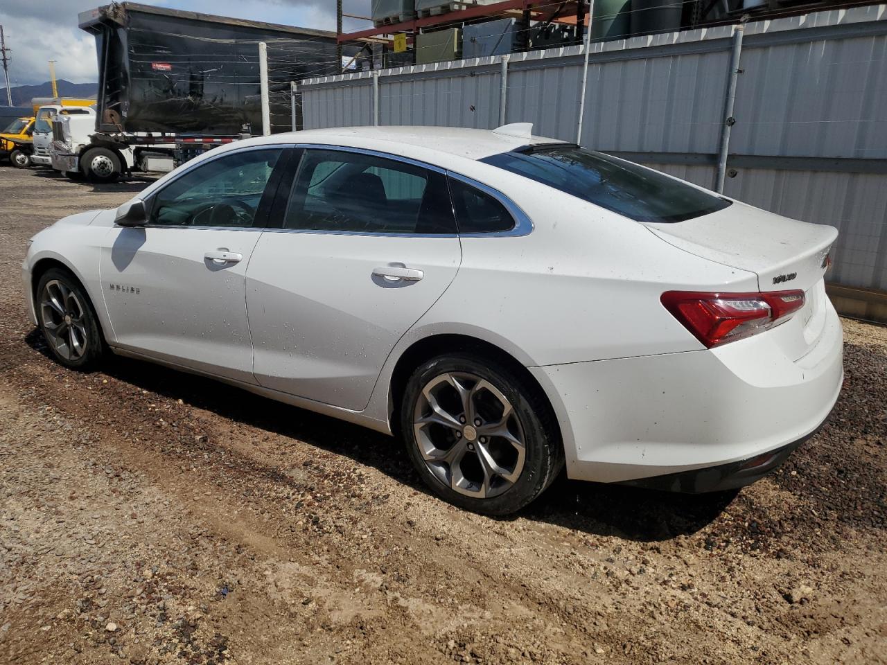 2020 Chevrolet Malibu Lt - zdjęcie 2