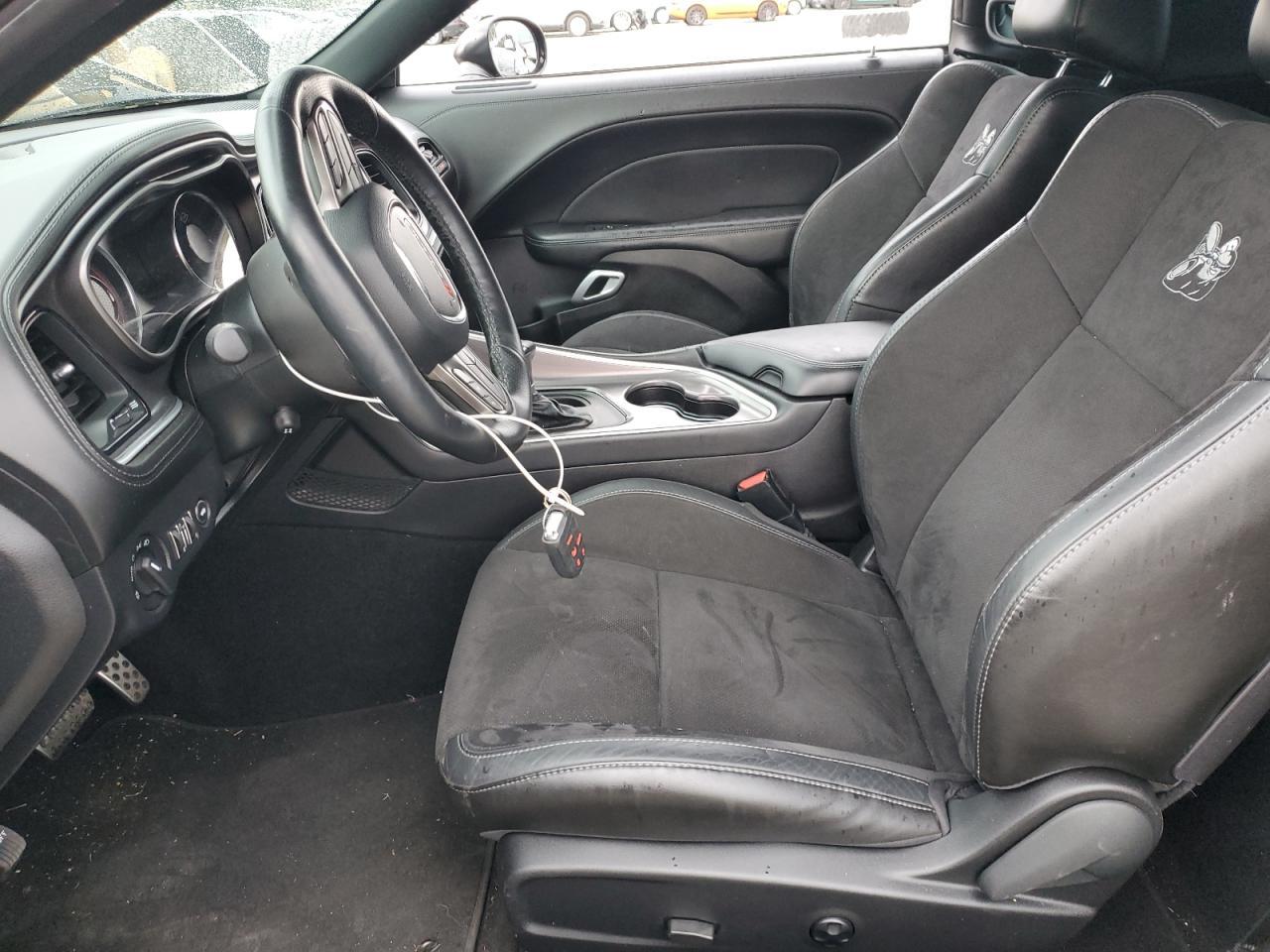 2021 Dodge Challenger - zdjęcie 7