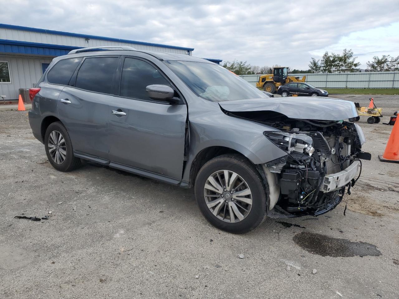 Nissan Pathfinder - zdjęcie 4