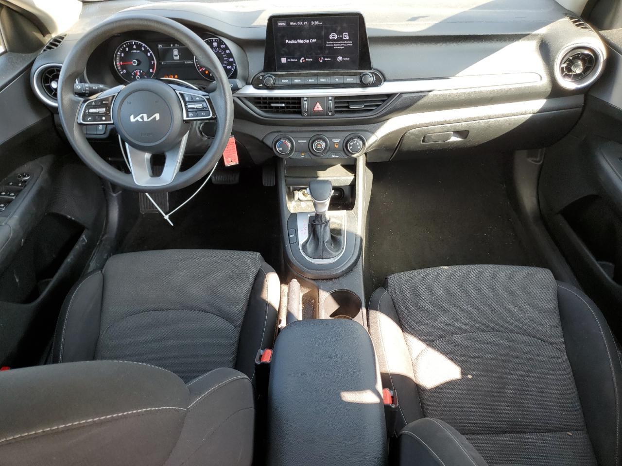 2022 Kia Forte - zdjęcie 8