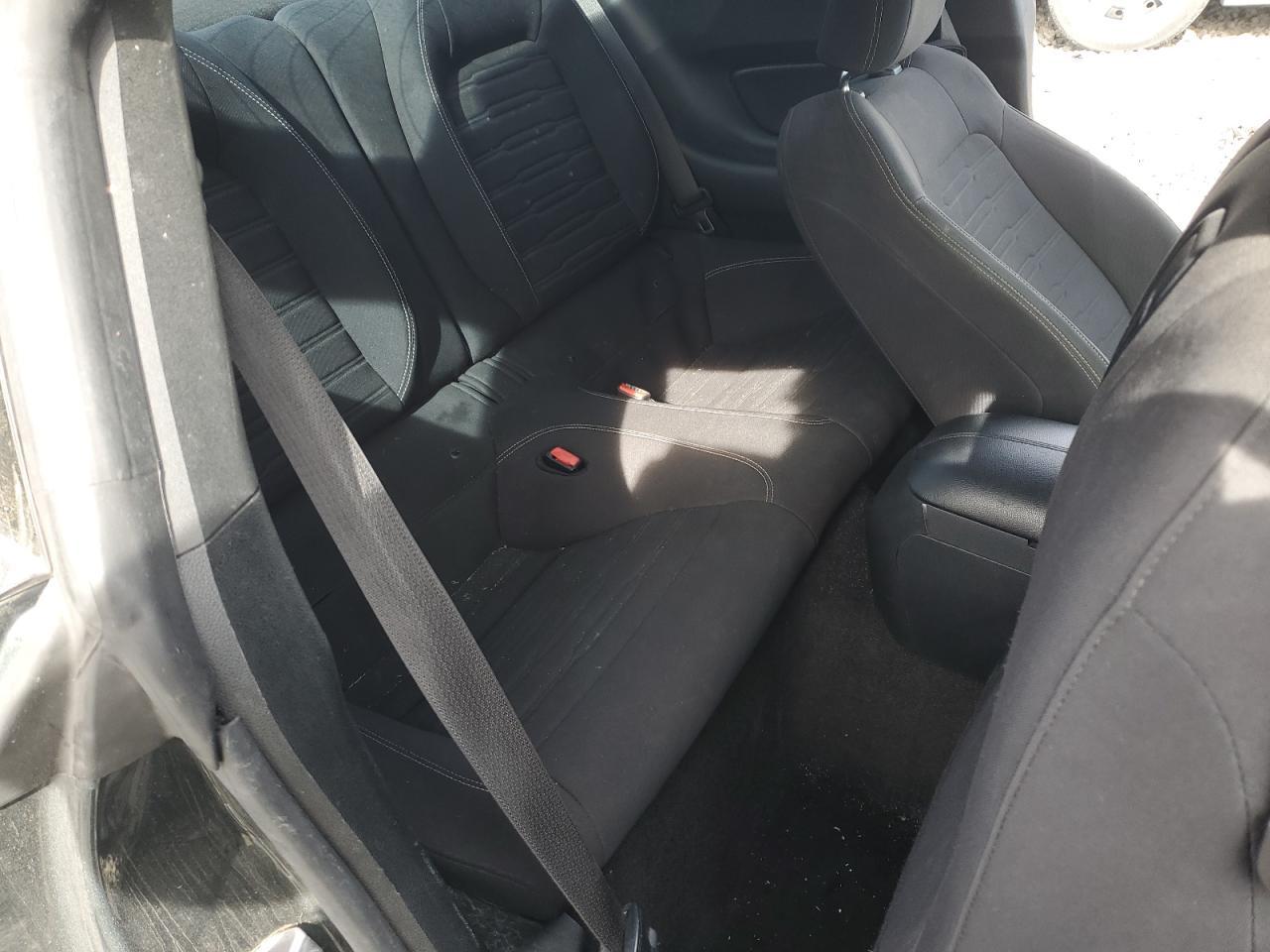 2015 Ford Mustang - zdjęcie 10