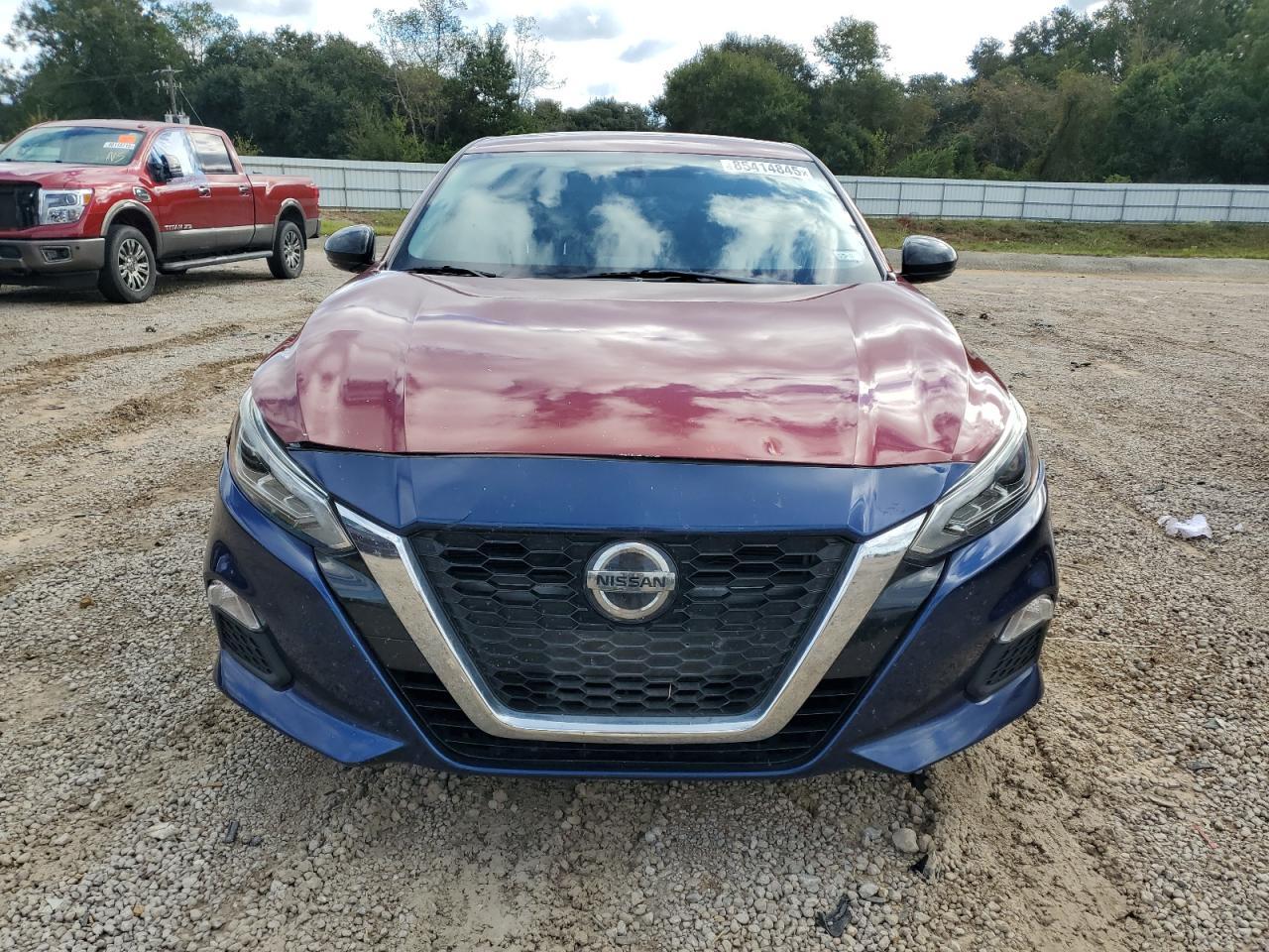 2019 Nissan Altima Sr - zdjęcie 5