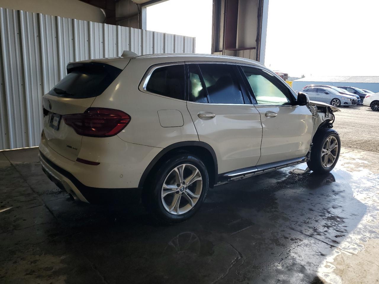 2020 BMW X3 xDrive30I - zdjęcie 3