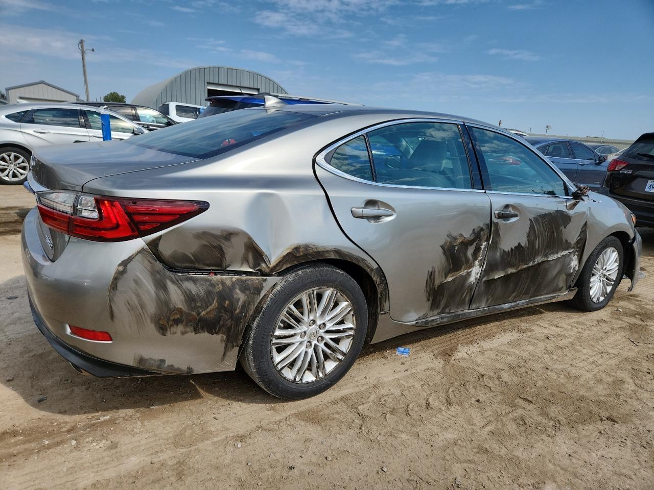 2017 Lexus ES - zdjęcie 3