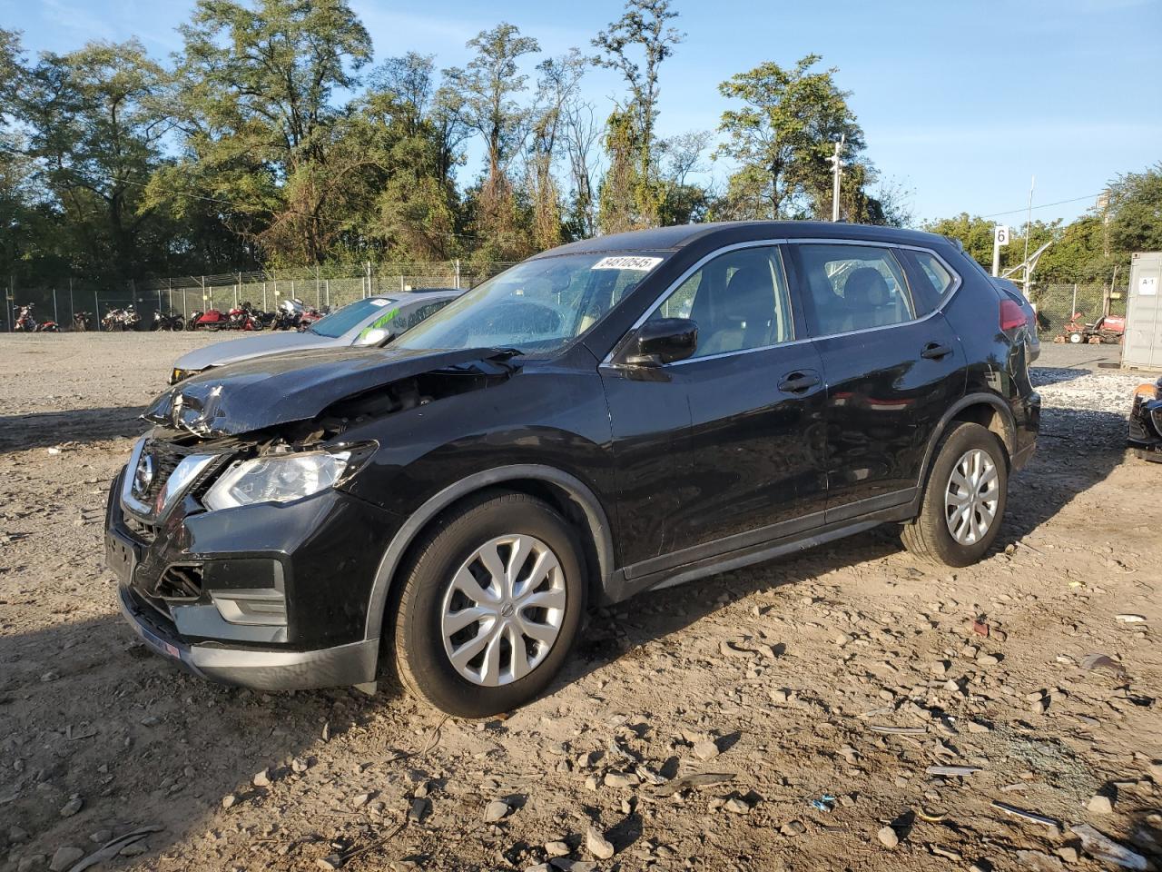 2017 Nissan Rogue S - zdjęcie główne