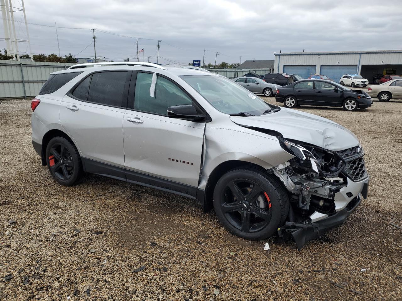 2020 Chevrolet Equinox Premier - zdjęcie 4