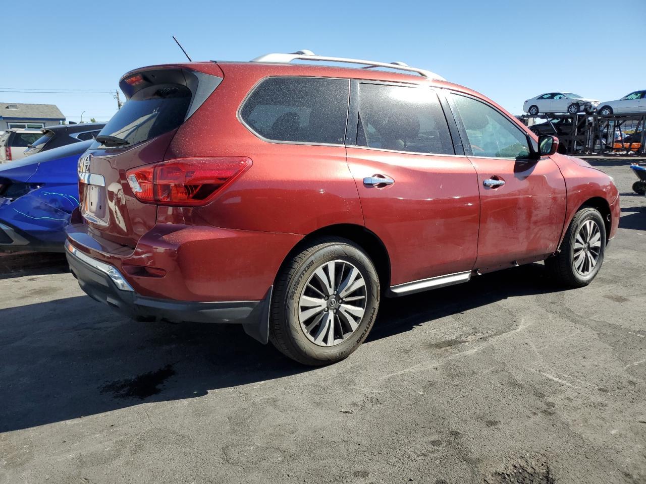 2017 Nissan Pathfinder S - zdjęcie 3