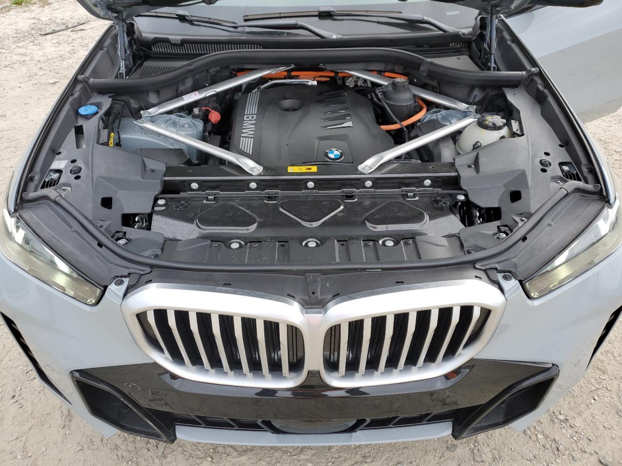 2024 BMW X5 xDrive50E - zdjęcie 12