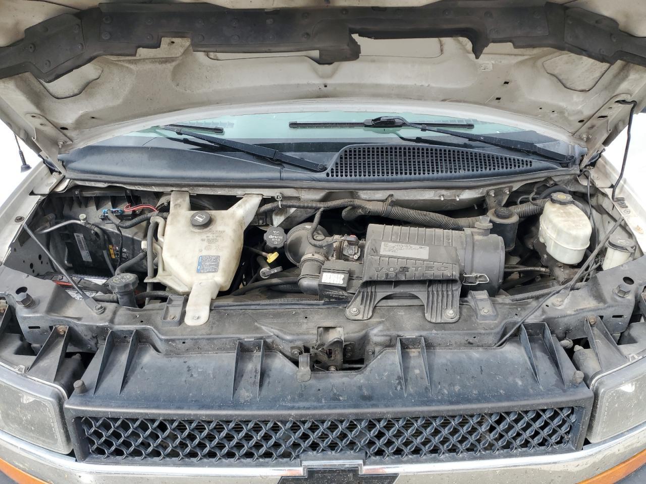 2017 Chevrolet Express G3500 - zdjęcie 12
