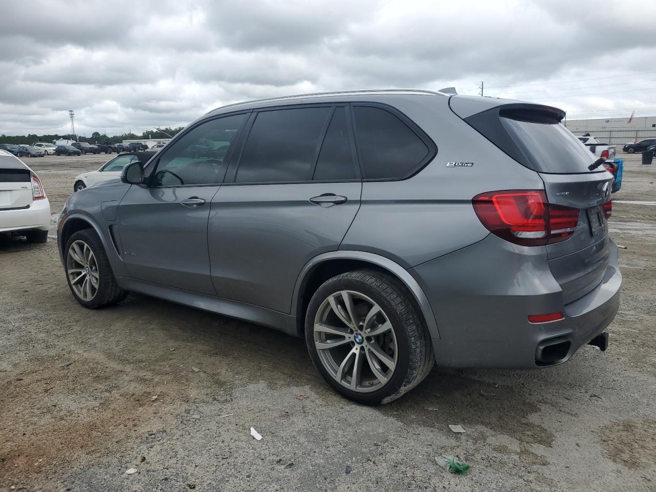 2017 BMW X5 Xdr40E - zdjęcie 2