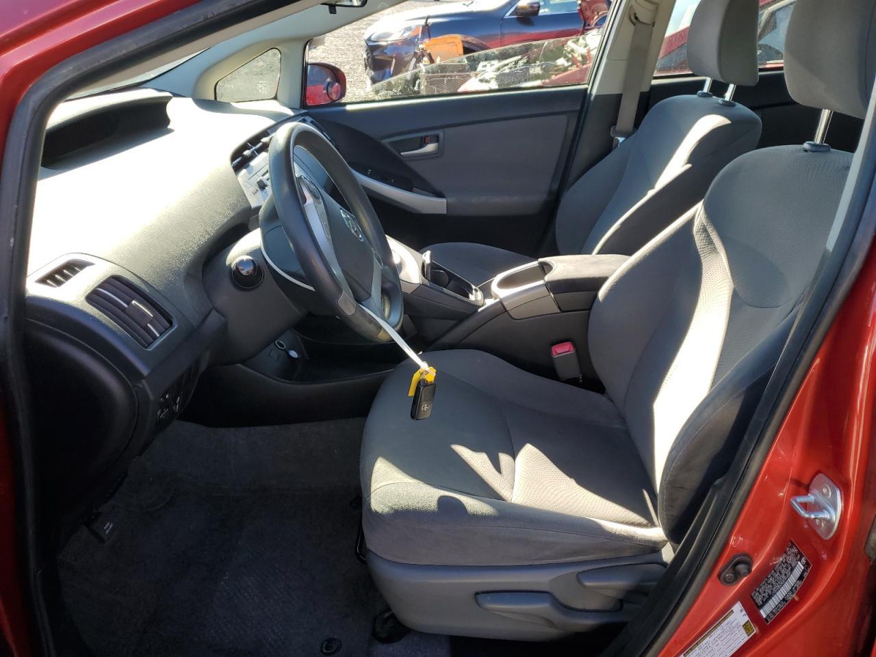 2013 Toyota Prius - zdjęcie 7