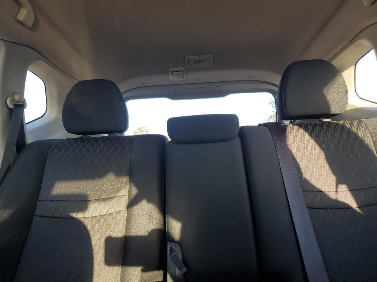 2017 Nissan Rogue S - zdjęcie 10