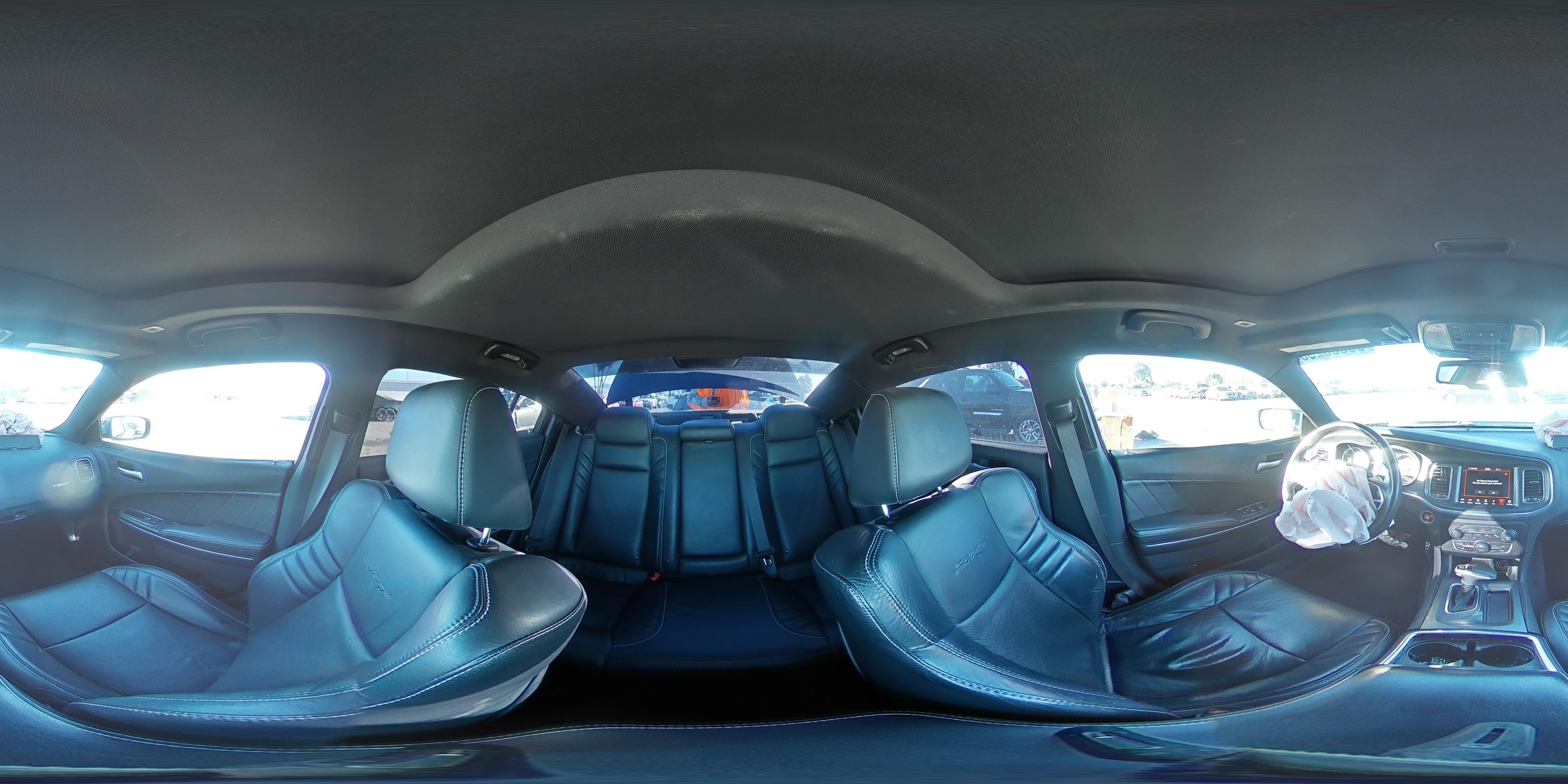 2018 Dodge Charger - zdjęcie 14