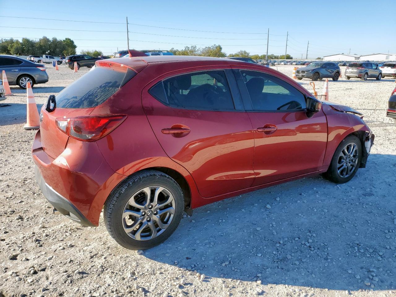 2020 Toyota Yaris - zdjęcie 3