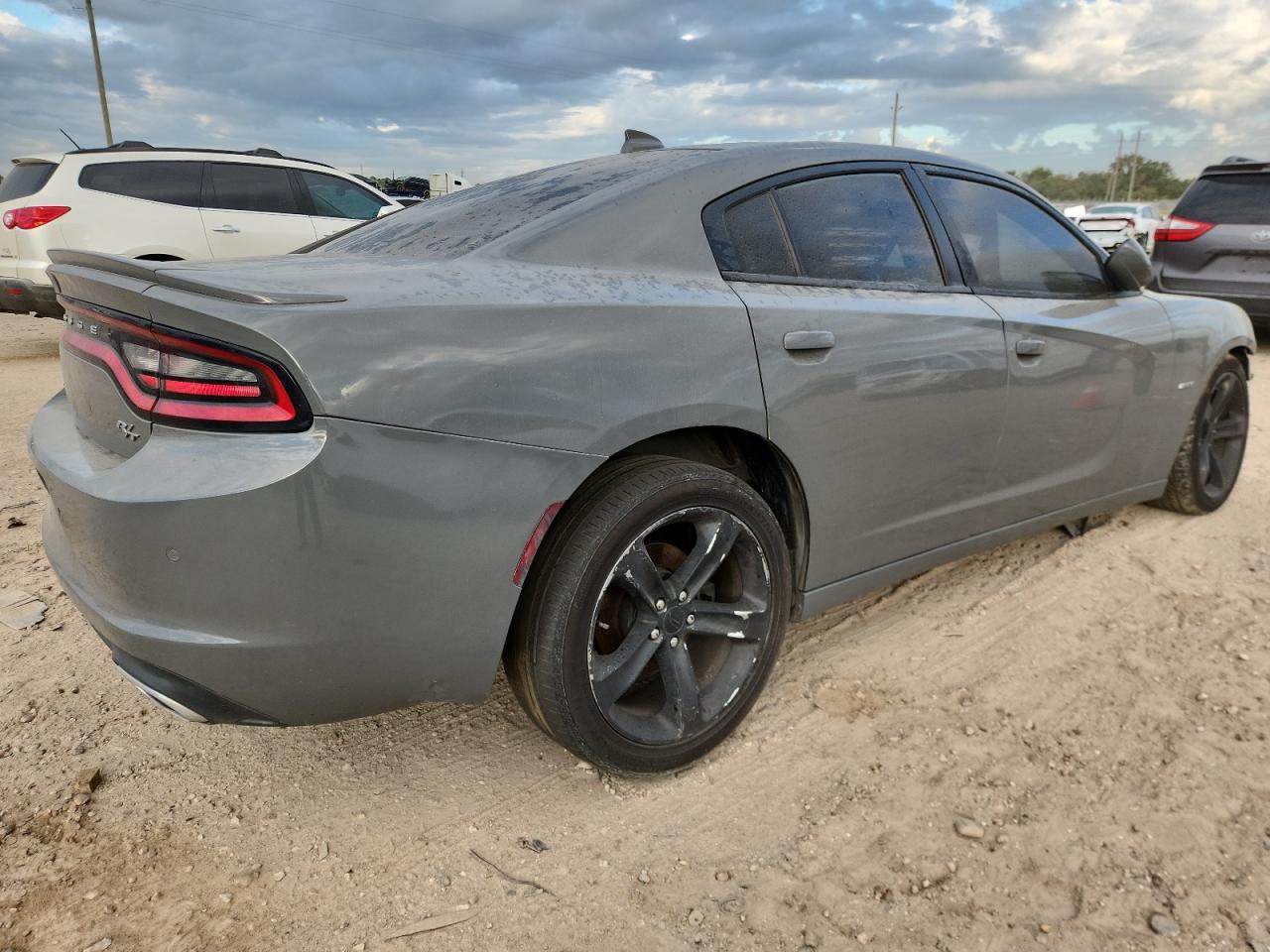 Dodge Charger - zdjęcie 3