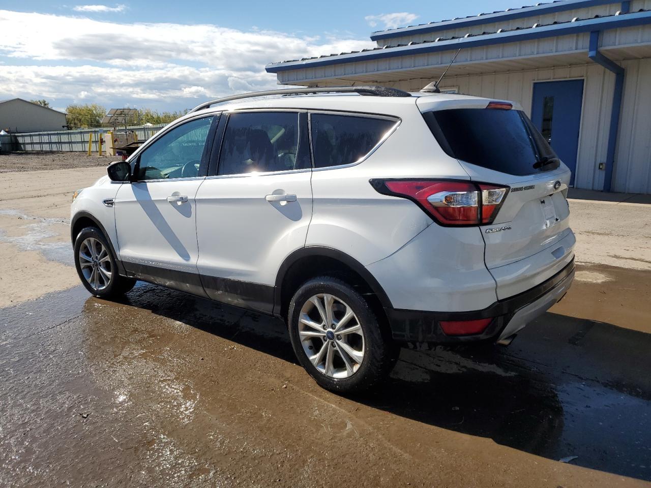 2018 Ford Escape Sel - zdjęcie 2