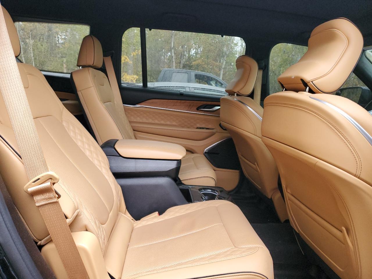 2022 Jeep Grand Cherokee L Summit - zdjęcie 11