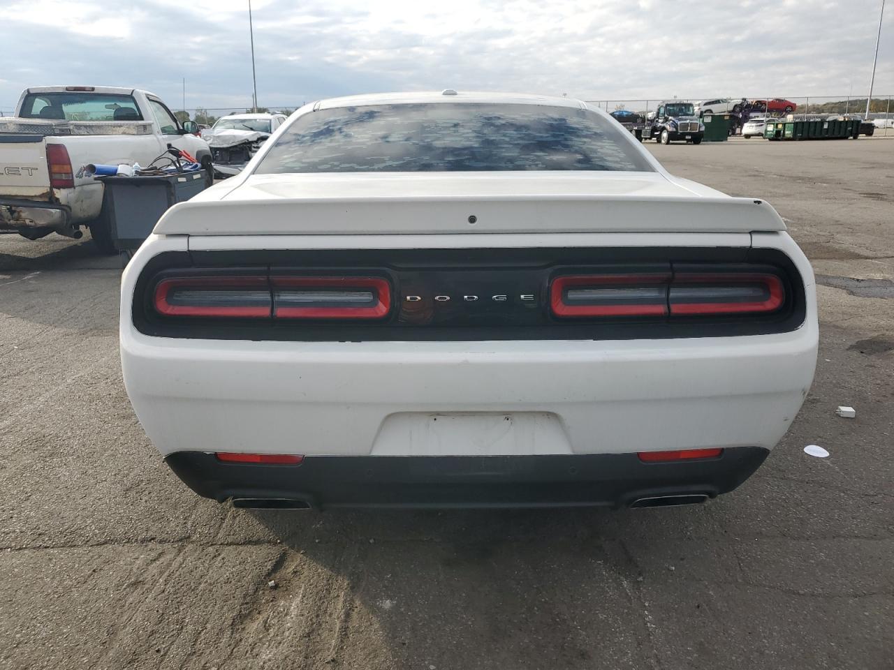 2021 Dodge Challenger Sxt - zdjęcie 6