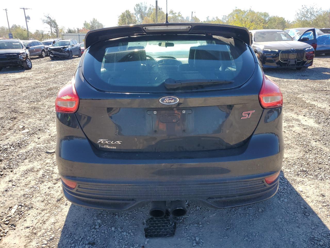 2016 Ford Focus - zdjęcie 6